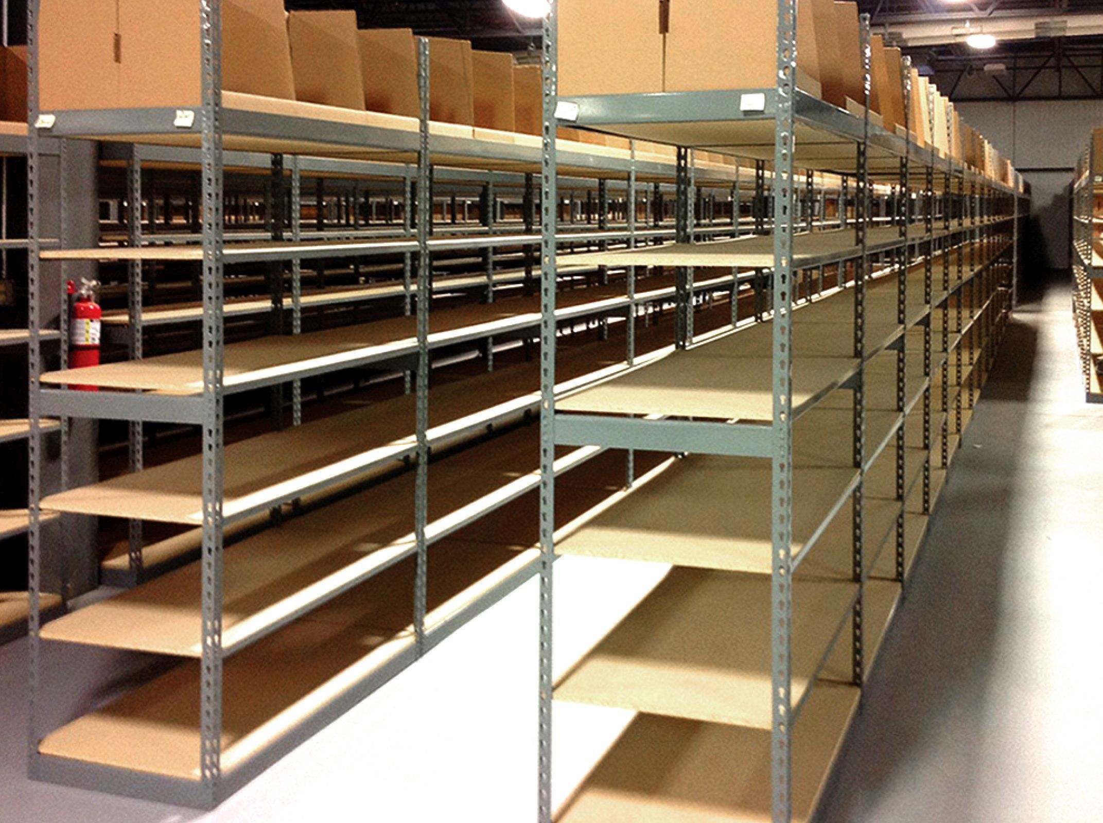 Retail Wide Span Shelving RackingDIRECT